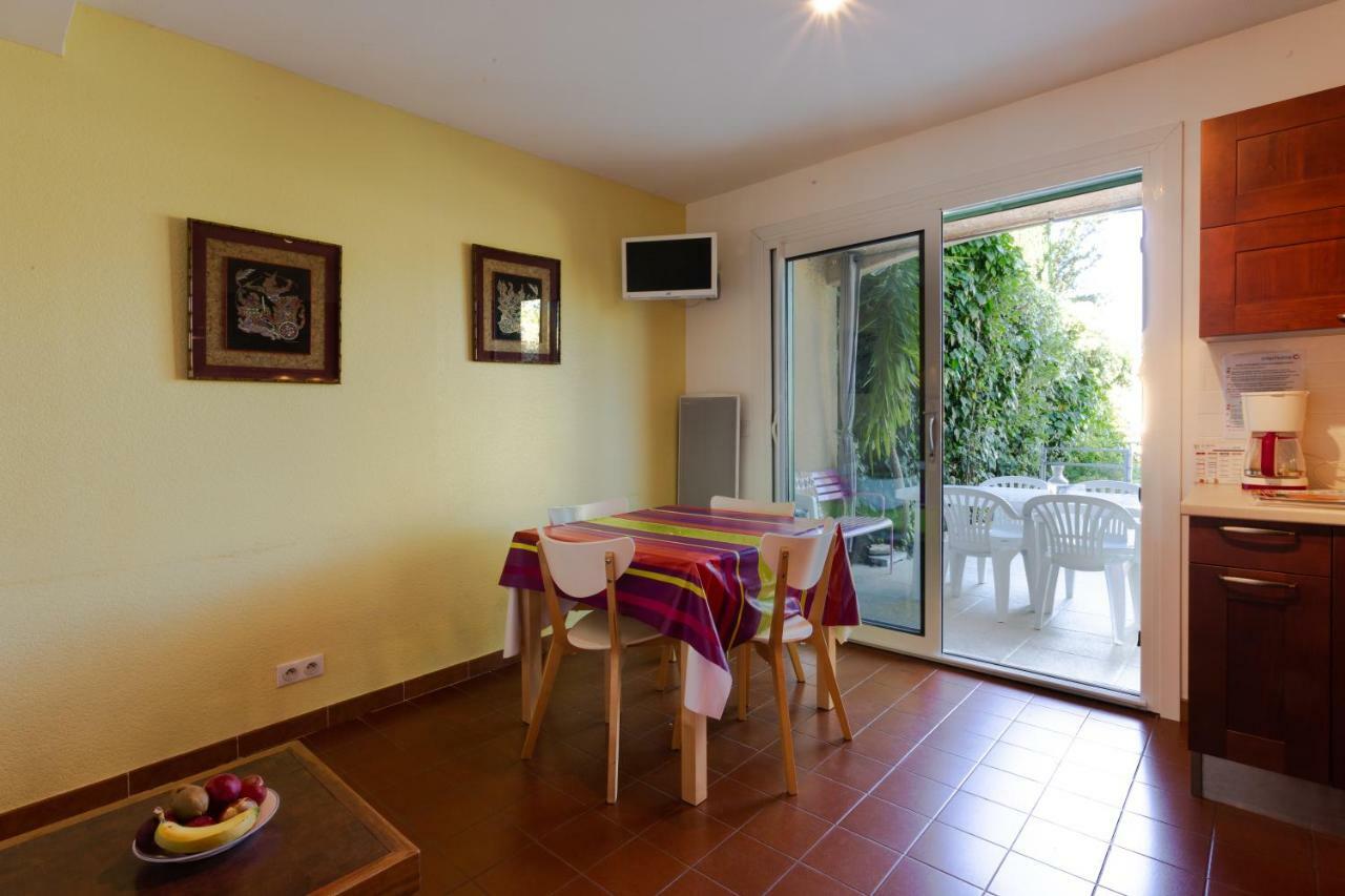 Ferienwohnung T3 Rez de Jardin,Piscine Privée Saint-Cyr-sur-Mer Exterior foto